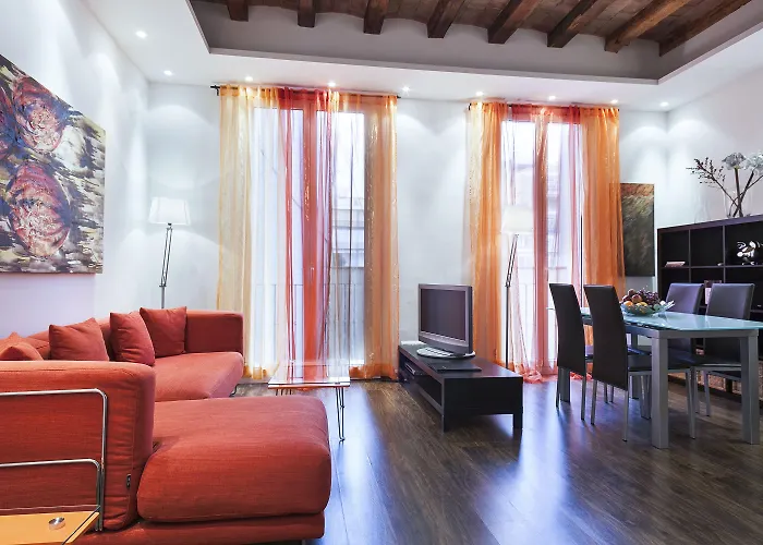 Aspasios Urquinaona Apartman *