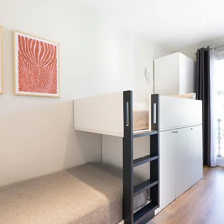 Aspasios Urquinaona Apartment *