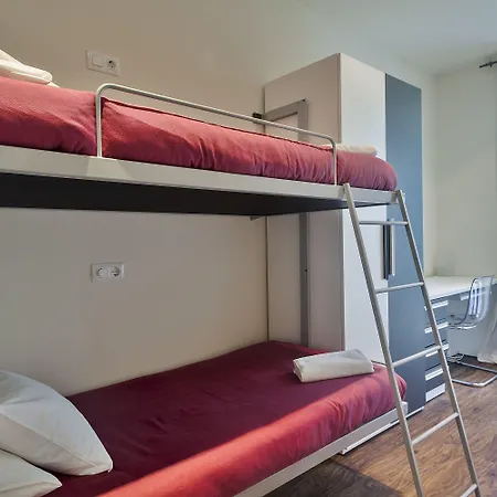 Aspasios Urquinaona Appartement *