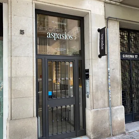 Aspasios Urquinaona Appartamento *